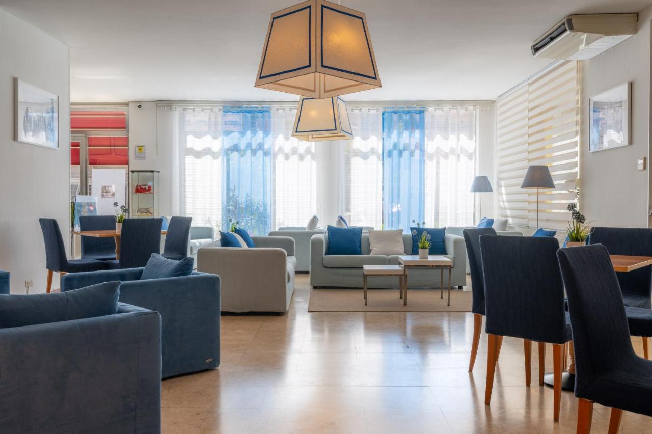 Hotel Doria Кави ди Лаваня Екстериор снимка