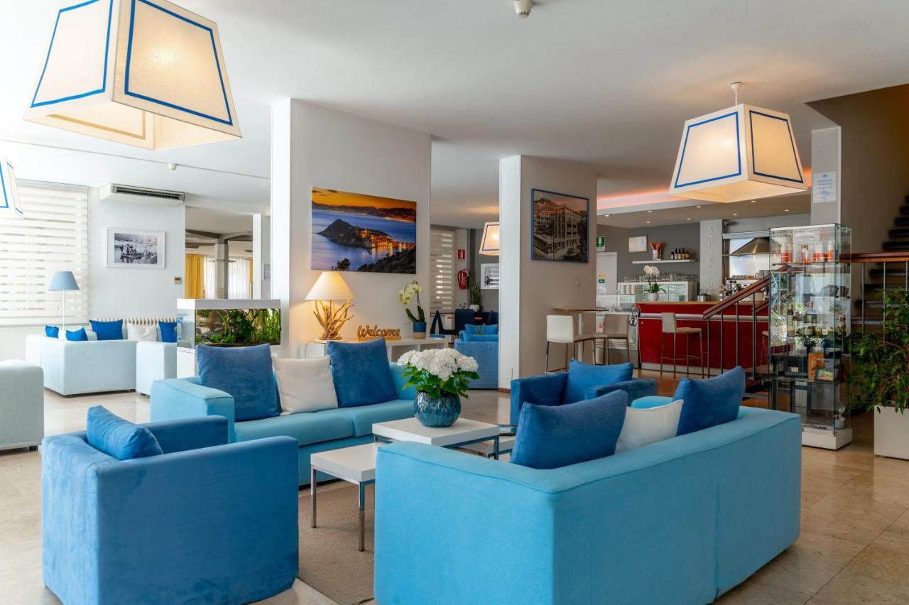Hotel Doria Кави ди Лаваня Екстериор снимка