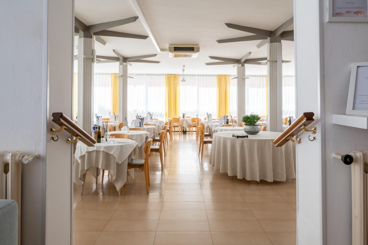 Hotel Doria Кави ди Лаваня Екстериор снимка