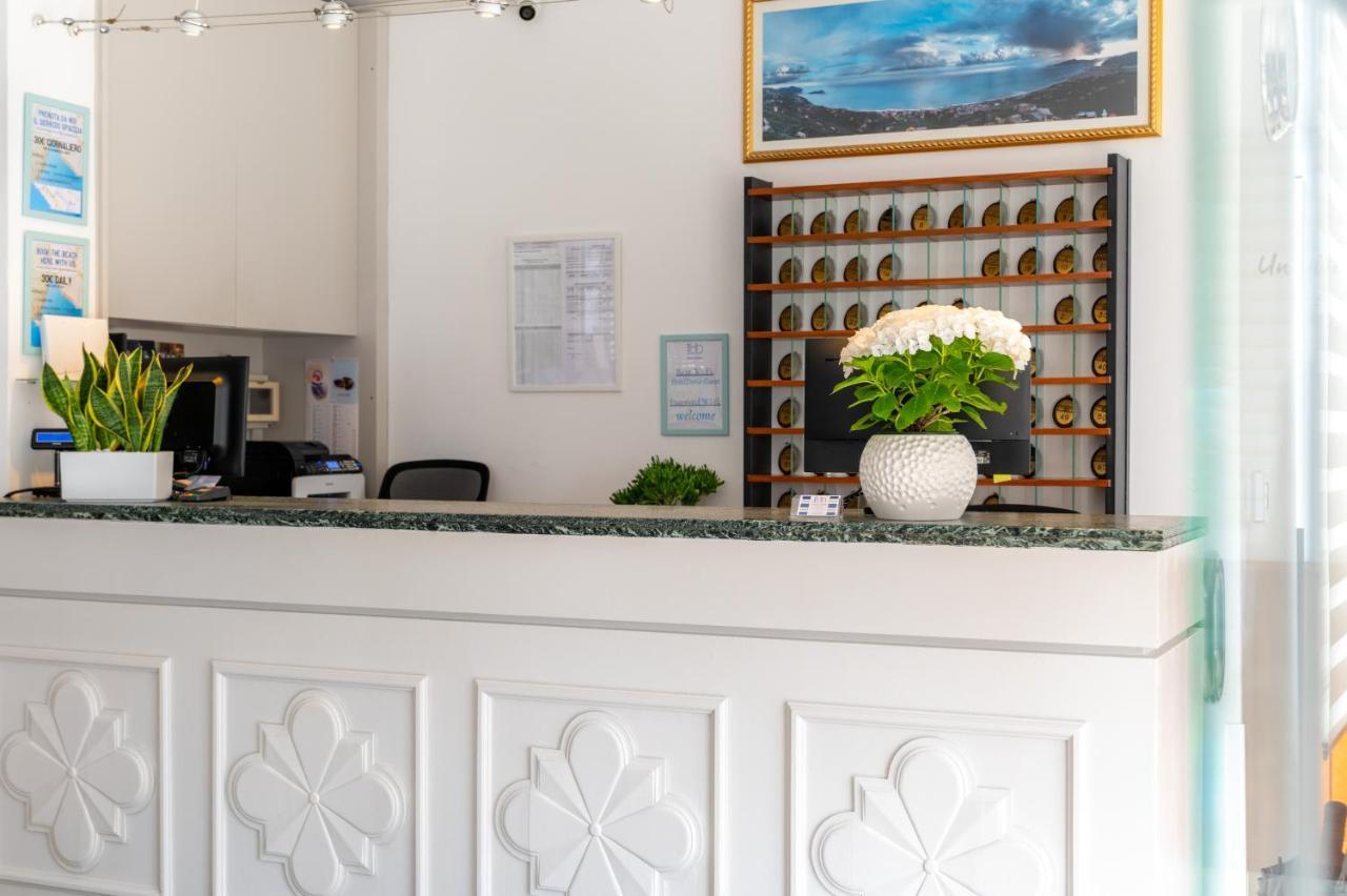 Hotel Doria Кави ди Лаваня Екстериор снимка