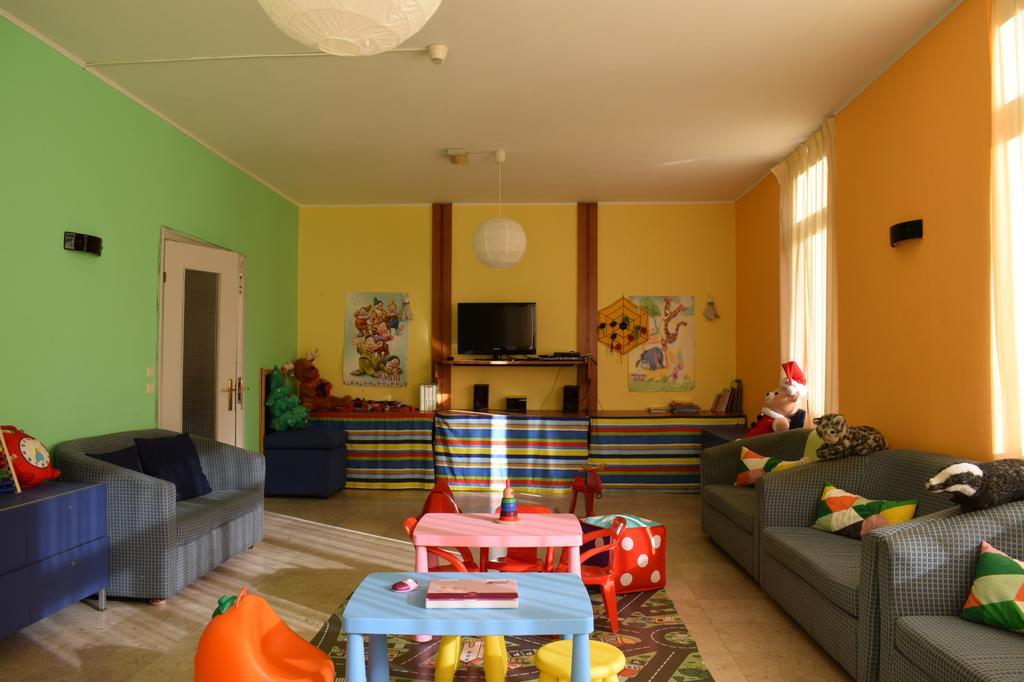Hotel Doria Кави ди Лаваня Екстериор снимка