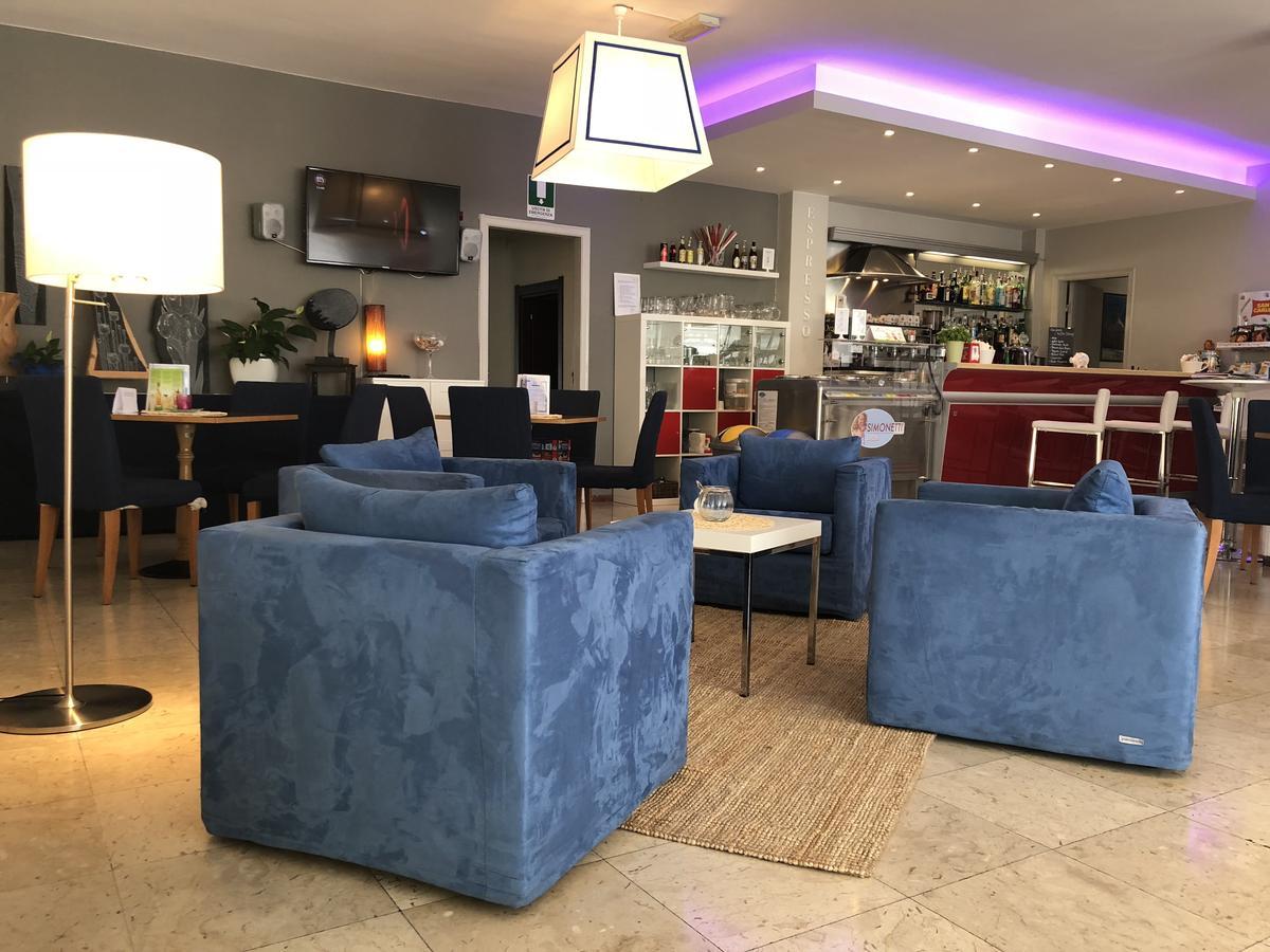 Hotel Doria Кави ди Лаваня Екстериор снимка